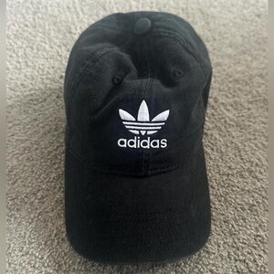 black adidas hat